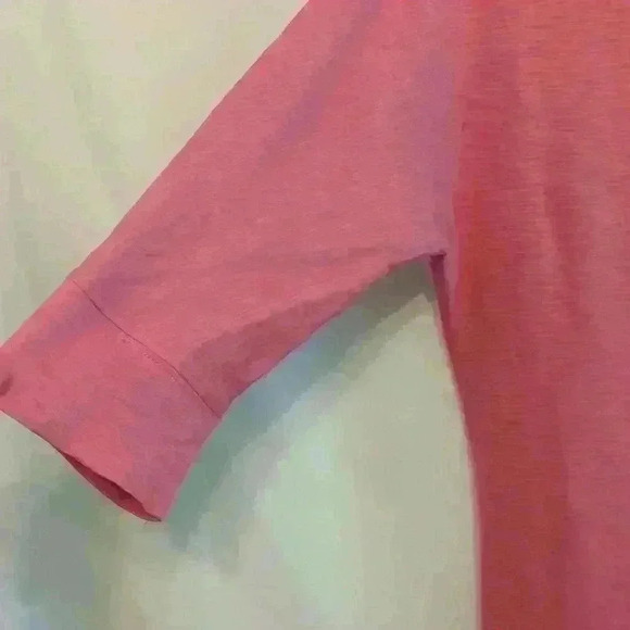 Lillie Pulitzer Classic Pink Dress. Excellent pre-loved condition. 3/4 sleeves. - Picture 3 of 4